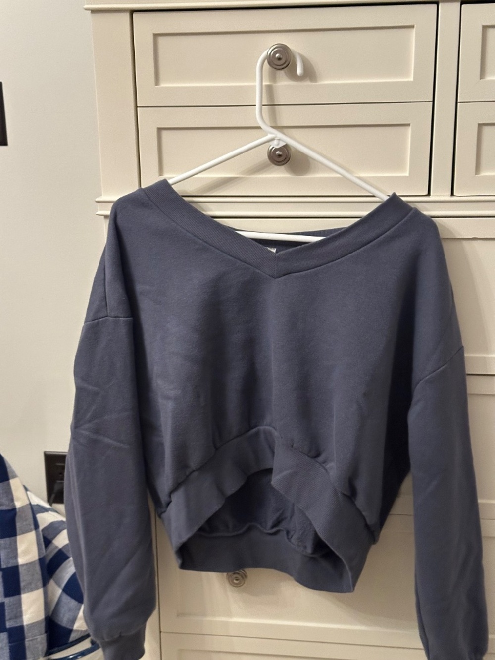 No Boundaries Cropped Sweatshirt